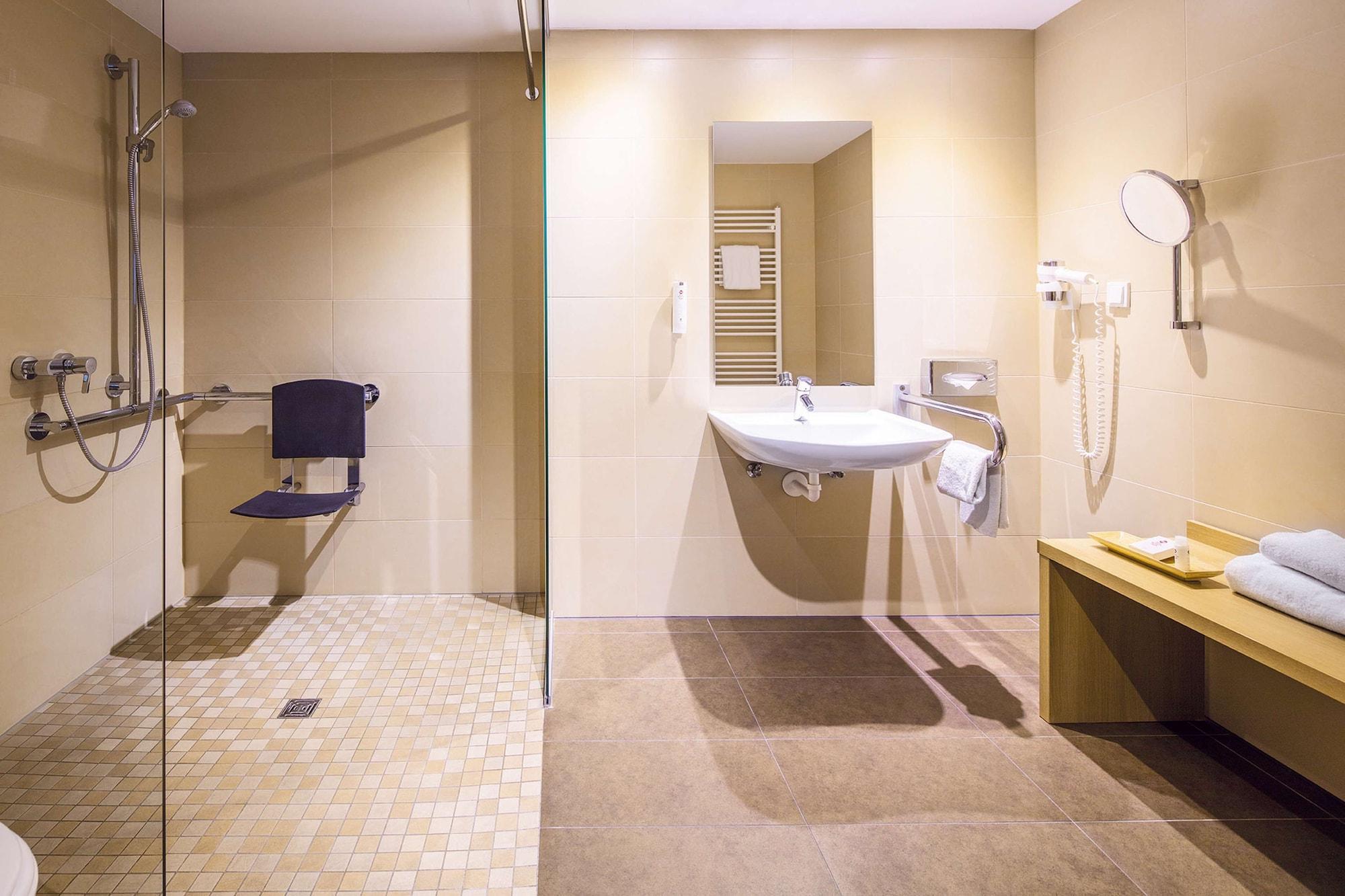 Lanzcarre Mannheim, A Member Of Radisson Individuals Отель 4*